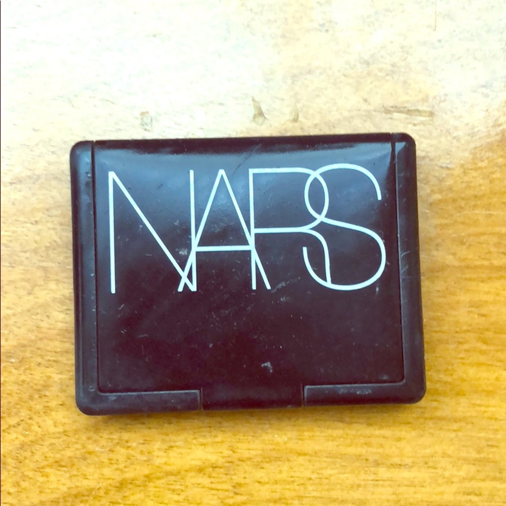 Nars highlighter Albatross